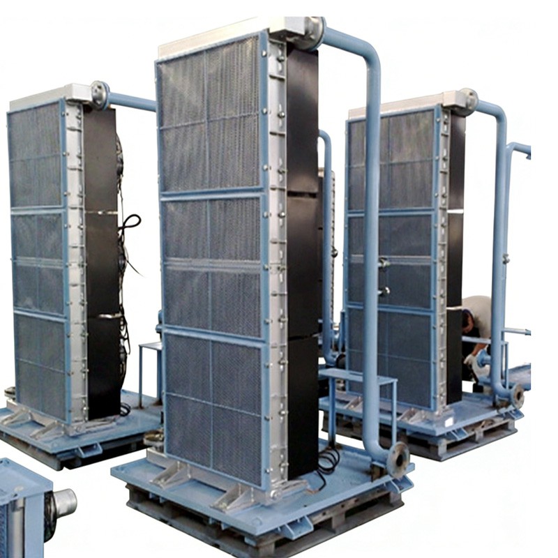 Schimbător de căldură răcit cu ventilator